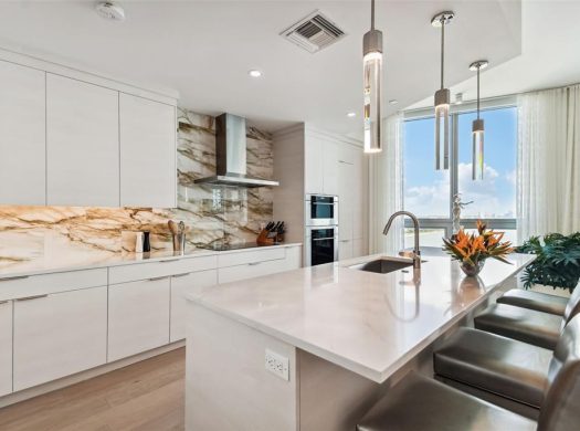 Modern Condo For Rent